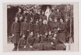 Catholic Nun Portrait With Girls School Class, Vintage 1930s Orig Photo 13.6x8.8cm. (218) - Personnes Anonymes