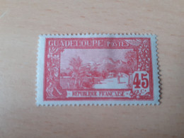 TIMBRE   GUADELOUPE       N  84     COTE  0,75   EUROS  NEUF  TRACE  CHARNIERE - Nuovi