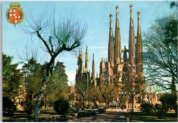 BARCELONA. -   La Sagrada Familia.   -   Non Circulée.  Dépôt Légal 1962 - Barcelona