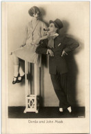 Gerda And John Mack - Entertainers