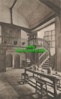 R590607 Norwich. Strangers Hall. Banqueting Hall. Showing Jacobean Staircase - Wereld