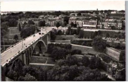 LUXEMBOURG. -  Pont Adolphe, Vue Partielle Sur La Ville. -  Non Circulée.  Carte 14 X 9 Cm. Carte De Fabrication Suisse - Luxembourg - Ville