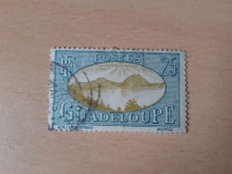 TIMBRE   GUADELOUPE       N  106     COTE  1,00   EUROS  OBLITERE - Usados