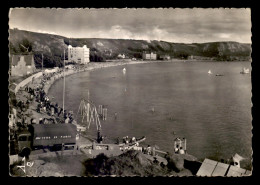 22 - TREBEURDEN - LES JEUX SUR LA PLAGE DE TRESMEUR - CAMION FORD "FETES DES PLAGES" - Trébeurden