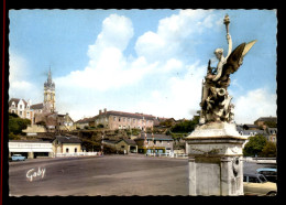 44 - PONTCHATEAU - PLACE DE LA MAIRIE - Pontchâteau