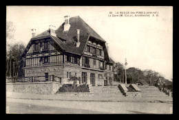 44 - LA BAULE - FACADE DE LA GARE DE CHEMIN DE FER - La Baule-Escoublac