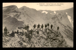 73 - MODANE - COL DU FREJUS - SOLDATS FRANCAIS ET ITALIENS A LA FRONTIERE - Modane