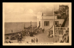 80 - AULT-ONIVAL - LA TERRASSE ET LE CASINO - VUE PRISE DES CABINES - Ault