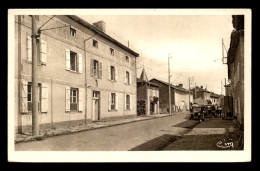 87 - CUSSAC - RUE DE LA GARE - Otros & Sin Clasificación