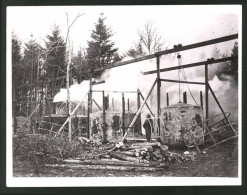 Fotografie Vebrennungsöfen Eines Köhlers Zur Holzkohle-Gewinnung  - Métiers