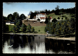 15 - ST-ETIENNE-CANTALES - LAC DU BARRAGE ET L'HOTEL - Other & Unclassified