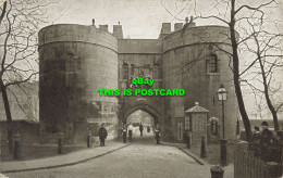 R591613 Tower Of London. Middle Tower. Gale And Polden. 1852 - Sonstige & Ohne Zuordnung