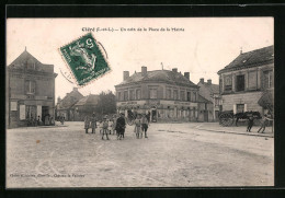 CPA Cléré, Un Coin De La Place De La Mairie  - Andere & Zonder Classificatie