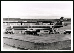 Fotografie Flugzeug - Passagierflugzeug Douglas DC-8 Der Air Spain Nebst Tankwagen  - Luftfahrt