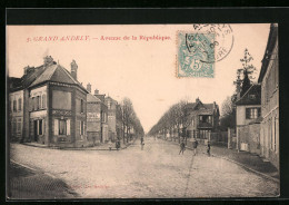 CPA Grand Andely, Avenue De La Republique  - Sonstige & Ohne Zuordnung