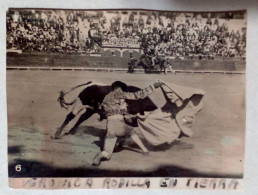 Photographie - Image D'une Corrida En Espagne (7 Cm X 5 Cm). - Professions