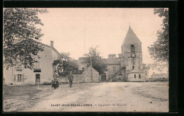 CPA Saint-Jean-des-Ollières, La Place De L`Eglise  - Otros & Sin Clasificación