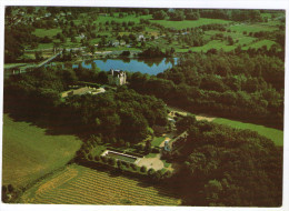 CPM    46    MONTVALENT      ROC DEL PORT  CENTRE DE VACANCES   VUE AERIENNE CHATEAU PAVILLONS CENTRE ARTISANAT PISCINE - Sonstige & Ohne Zuordnung