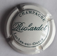 Richardot : Capsule N° 10.c (Crème Pâle Et Vert) Assez Bon état - Autres & Non Classés