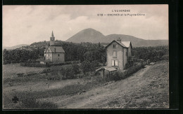 CPA L`Auvergne, Orcines Et Le Puy-de-Dome  - Auvergne Types D'Auvergne