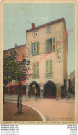 63.  ISSOIRE .  Maison Aux Arcades . - Issoire