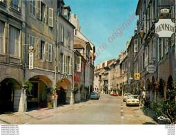 39.  LONS LE SAUNIER .  Rue Des Arcades . - Lons Le Saunier