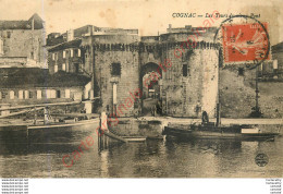 16.  COGNAC .  Les Tours Du Vieux POrt . - Cognac