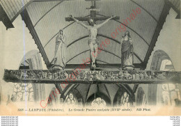 29.  LAMPAUL .  La Grande Poutre Sculptée . - Lampaul-Guimiliau