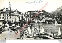 06.  MENTON .  Un Coin Du Port . La Plage Et La Ville . - Menton