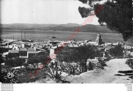 83.  SAINT TROPEZ .  Vue Générale . - Saint-Tropez