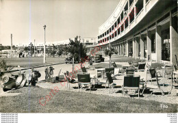 17.   ROYAN .  Le Front De Mer . - Royan