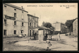 CPA Montfaucon, La Place Du Grand-Fossé  - Andere & Zonder Classificatie