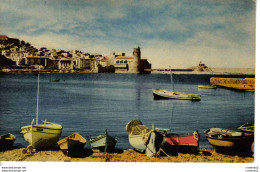 66 COLLIOURE N°817 Vue Sur Le Port Bateaux De Pêche Collection Barande Bazar De Collioure - Collioure