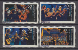 807-810 Jugend Musiziert: Musikinstrumente Kinderchor, Satz Mit MUSTER-Aufdruck - Unused Stamps