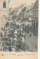 58 // PREMERY   La Place De La Mairie Un Jour De Marché - Otros & Sin Clasificación