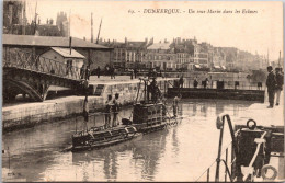 59 DUNKERQUE - UN  SOUS MARIN DANS L'ECLUSE - Dunkerque