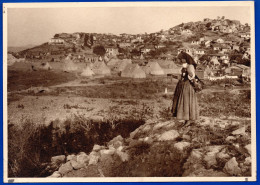 3025.GREECE. UNIDENTIFIED PLACE/VILLAGE POSSIBLY IN MACEDONIA, PHOTO 17.5 X 12.5 Cm.LIGHT CREASE LOWER LEFT. - Europa