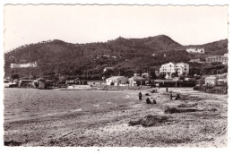 HYERES - La Plage De L'Almanare Et Les Centres Hélio-marins (carte Photo Animée) - Hyeres