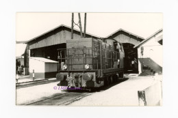 Photo Locotracteur Est De Lyon Dépôt Atelier Villeurbanne 1957 Rhône 69 France Locomotive Train Gare Chemin Chemins Fer - Trenes