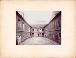 Interior Courtyard, Early 1900s Photo PM182N - Places