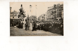 BEAUVAIS - Fêtes De Jeanne Hachette - Le Couronnement De La Statue Par Les Gymnastes   (carte Animée) - Beauvais