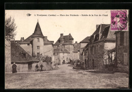 CPA Treignac, Place Des Pénitents, Entrée De La Rue Du Plaud  - Treignac