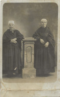 29   BREST   CPA  PHOTO   2  FEMMES  CHEZ  LE  PHOTOGRAPHE - Saint Nazaire