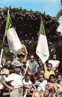 Algérie - Fêtes De L'Indépendance à Alger - Une Grande Famille Heureuse Au Square Bresson - Ed. Jomone 2028 - Alger