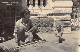India - Monkey Player - REAL PHOTO - Indien