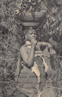 South Africa - NATAL - Native Woman - Publ. Unknown  - Sudáfrica