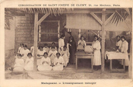 Madagascar - L'enseignement Ménager - Ed. Congrégation De Saint-Joseph De Cluny  - Madagaskar