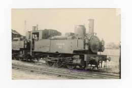 Photo Locomotive Saint Gobain 3 Cheminot 1956 Aisne 02 France Train Gare Chemin Fer Motrice Vapeur Industrie Chauny VNS - Trenes