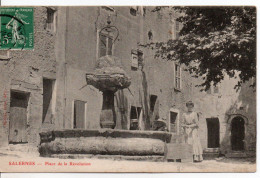 Carte Postale Ancienne Salernes - Place De La Révolution - Salernes