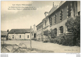 LA FREISSINOUSE DANS LE FOND EGLISE ET MONUMENT AUX MORTS - Sonstige & Ohne Zuordnung